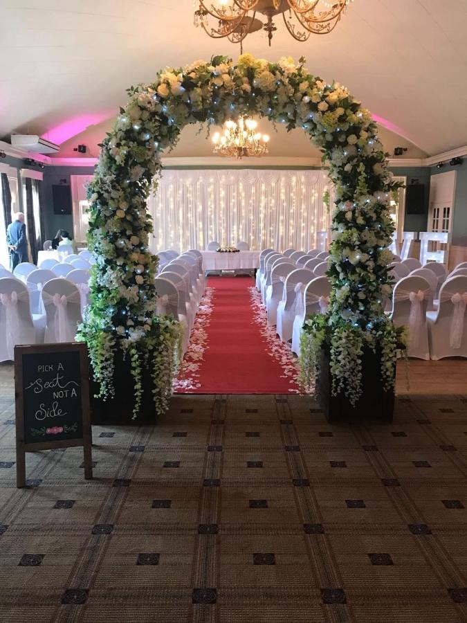 The Broadway Hotel ليتشوورث المظهر الخارجي الصورة